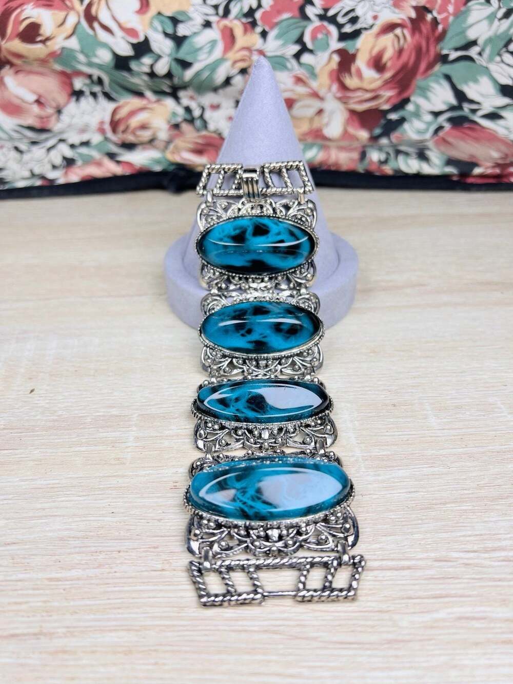 Vintage Silver Tone Filigree Blue Cabochon Panel Bracelet 7”